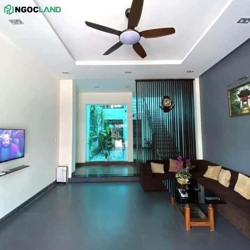 Cho thuê nhà đường Nguyễn Xuân Khoát